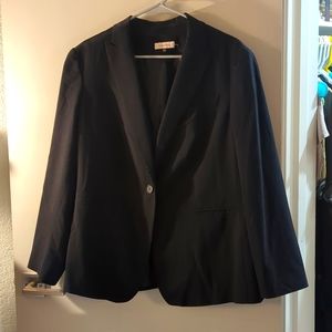 Black women's Calvin Klein single button blazer
